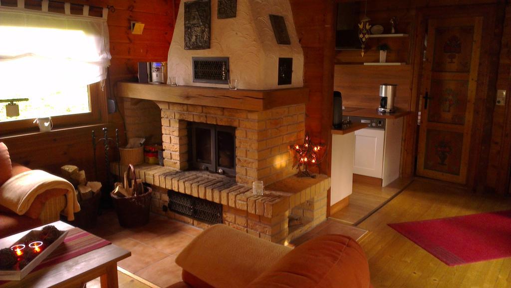 Blockhaus Ferienzauber Villa Bromskirchen Bagian luar foto